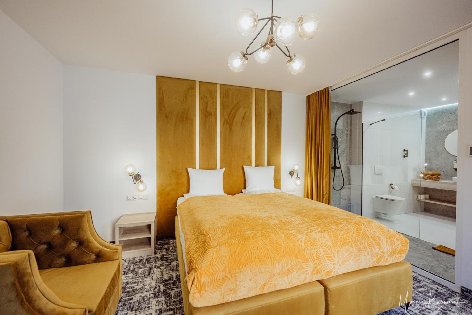 Cristal Bed & Breakfast Ustka Exterior photo